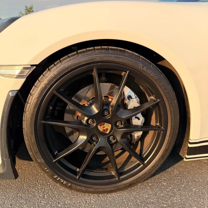 2016 Porsche 981 Cayman - Image 6 of 16