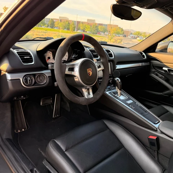 2016 Porsche 981 Cayman - Image 10 of 16