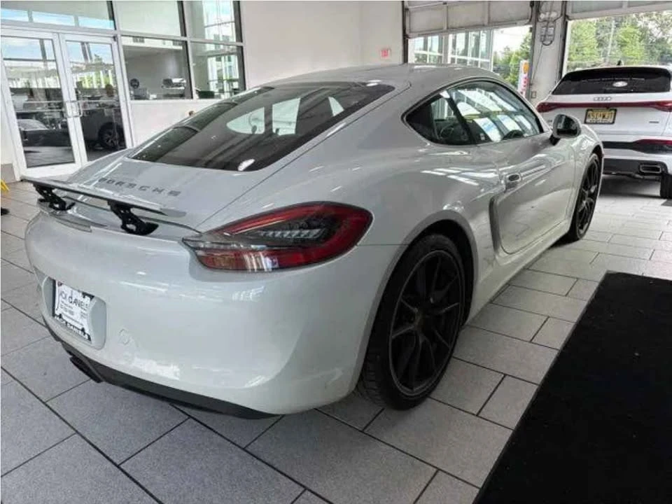 2016 Porsche 981 Cayman - Image 6 of 14
