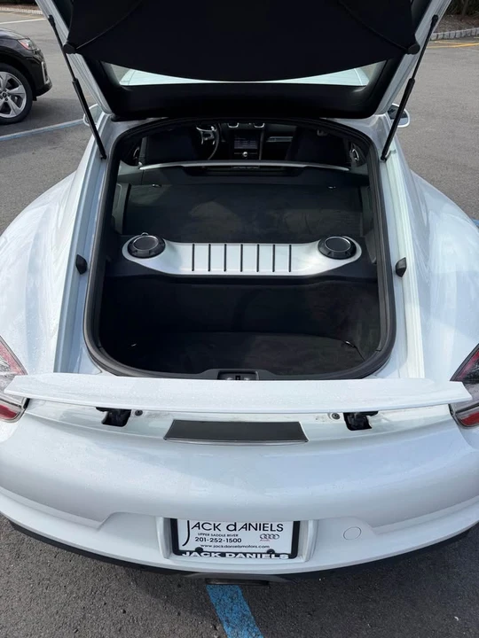 2016 Porsche 981 Cayman - Image 13 of 17