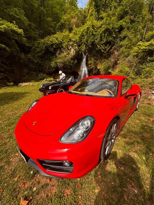 2016 Porsche 981 Cayman - Image 2 of 14