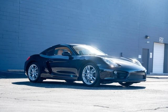 2016 Porsche 981 Cayman - Image 7 of 16
