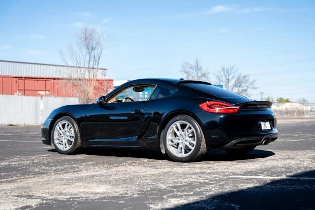 2016 Porsche 981 Cayman - Image 10 of 16