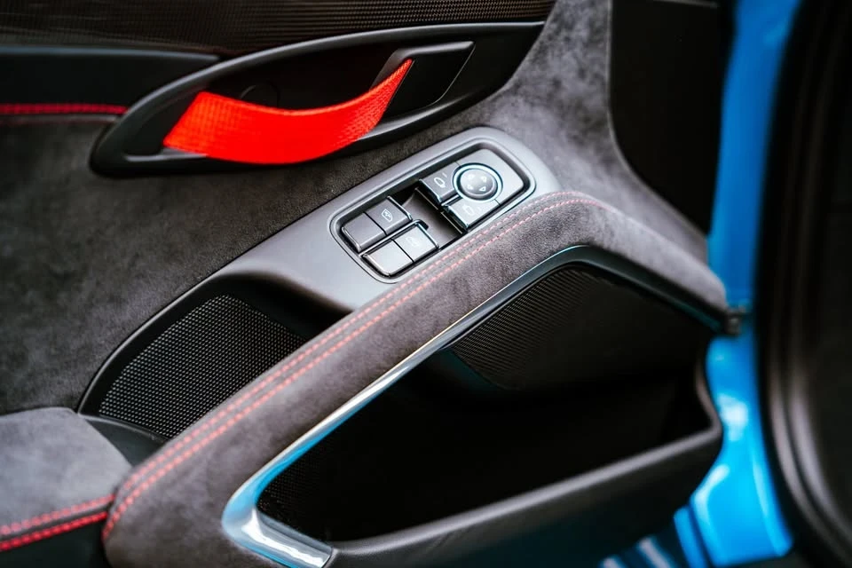 2016 Porsche 981 Cayman GT4 - Image 13 of 20