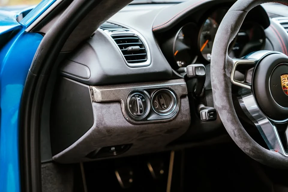 2016 Porsche 981 Cayman GT4 - Image 12 of 20