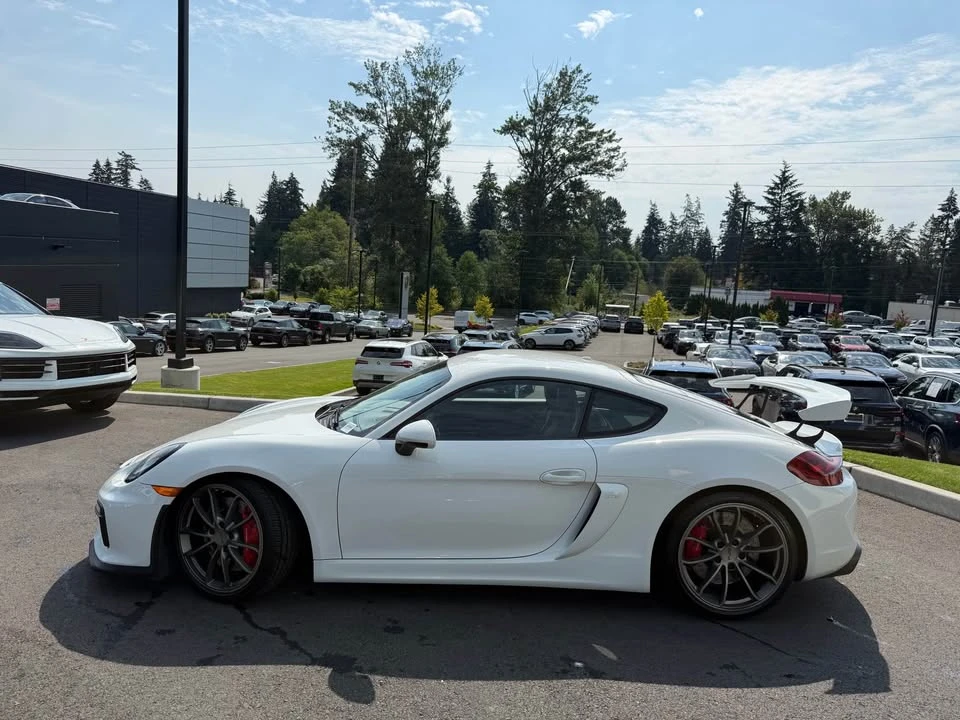 2016 Porsche 981 Cayman GT4 - Image 2 of 11