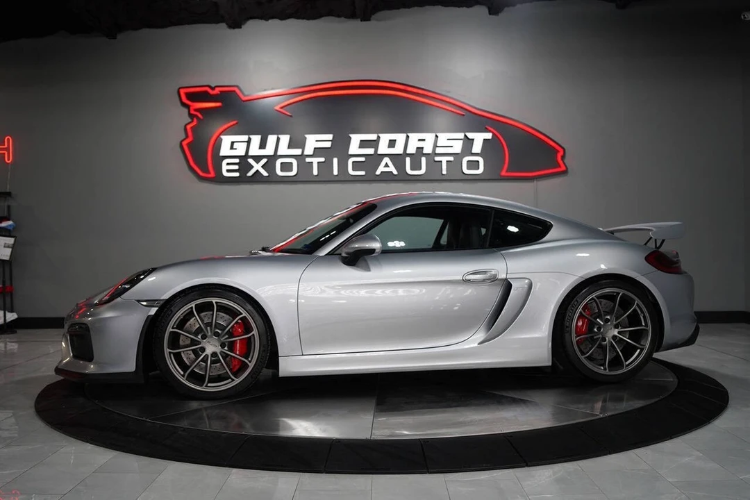 2016 Porsche Cayman - Image 2 of 31