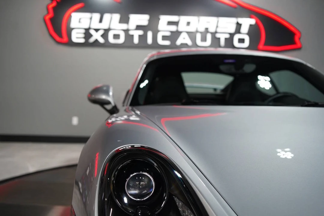 2016 Porsche Cayman - Image 18 of 31