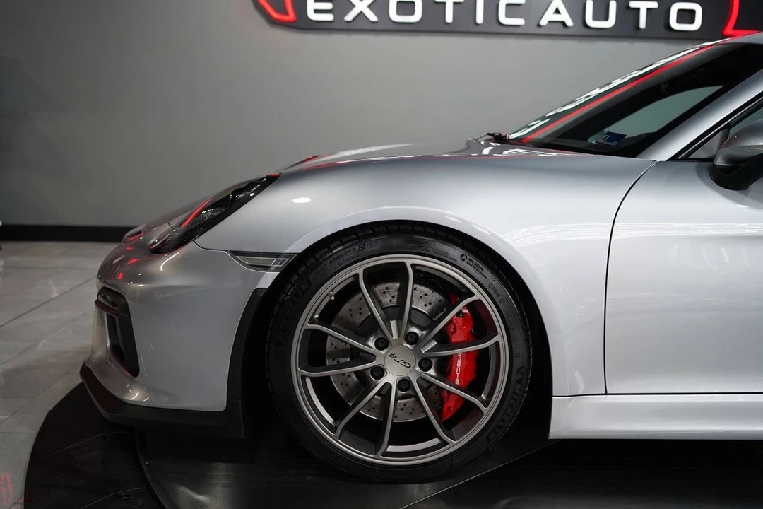 2016 Porsche Cayman - Image 25 of 31