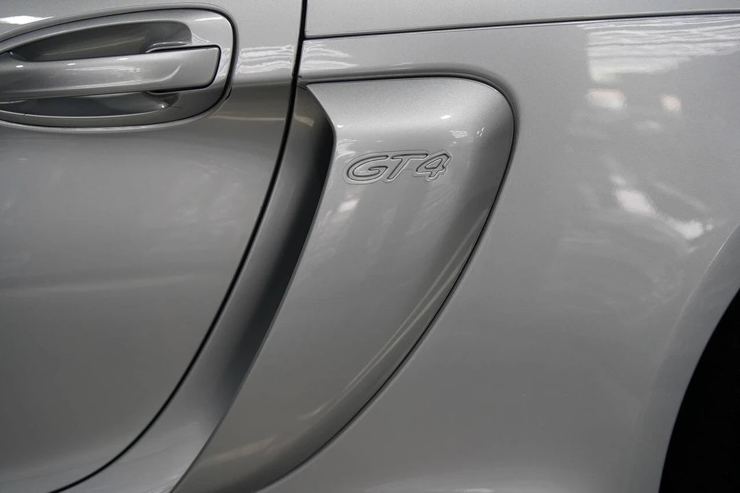 2016 Porsche Cayman - Image 30 of 31