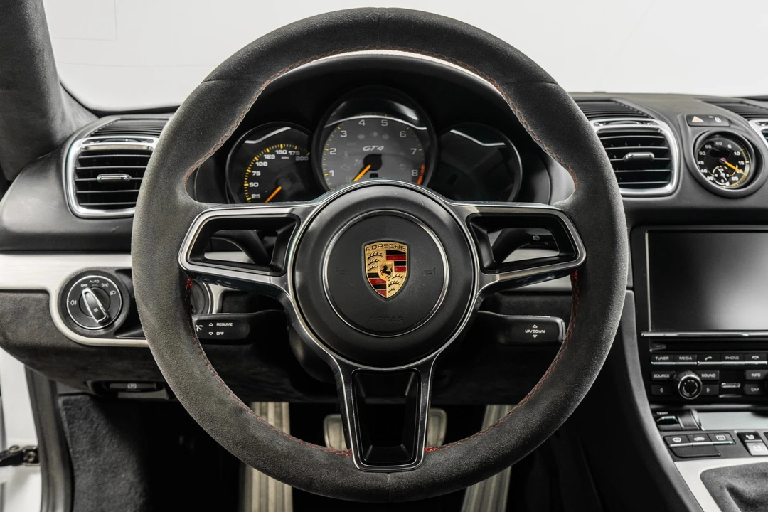 2016 Porsche 981 Cayman GT4 - Image 15 of 21