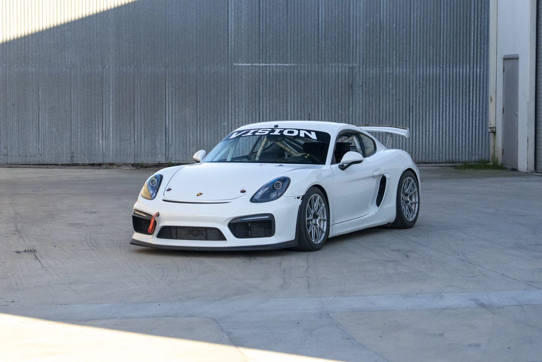 2016 Porsche 981 Cayman GT4 - Image 12 of 31
