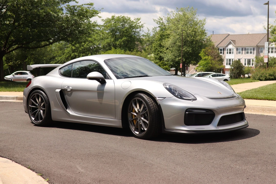 2016 Porsche 981 Cayman GT4 - Image 5 of 31