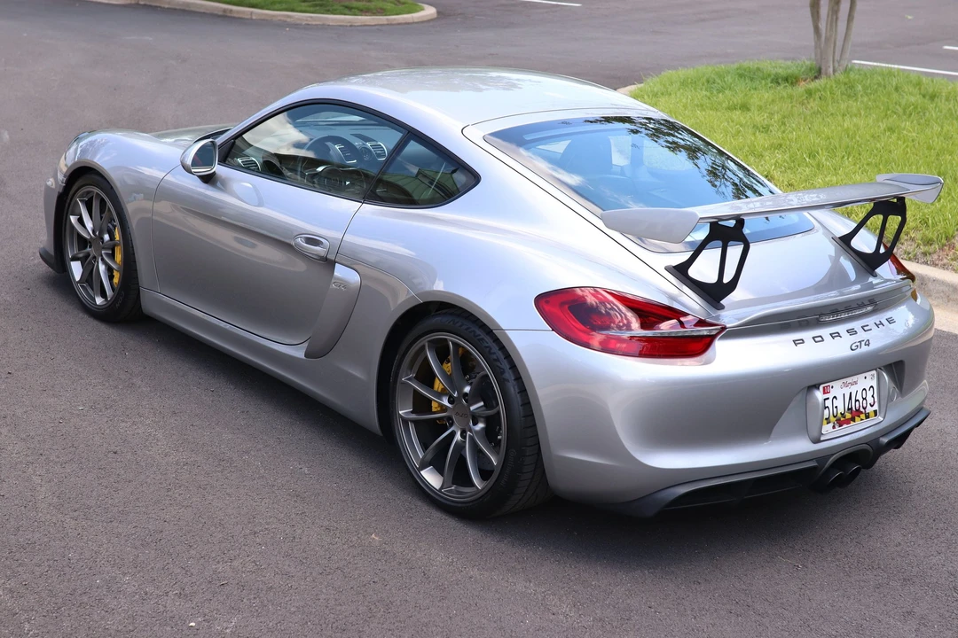 2016 Porsche 981 Cayman GT4 - Image 12 of 31