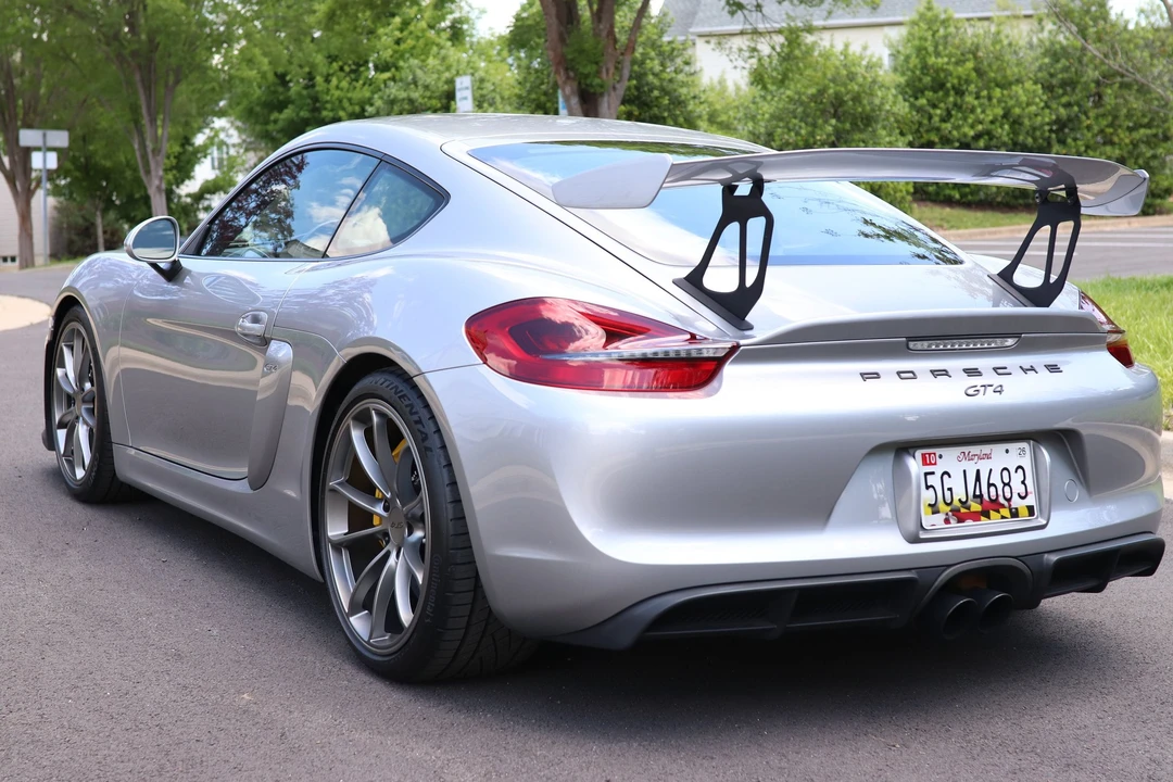 2016 Porsche 981 Cayman GT4 - Image 13 of 31