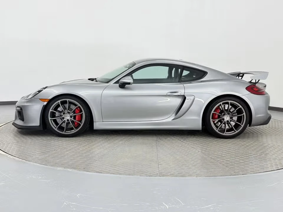 2016 Porsche 981 Cayman GT4 - Image 11 of 31