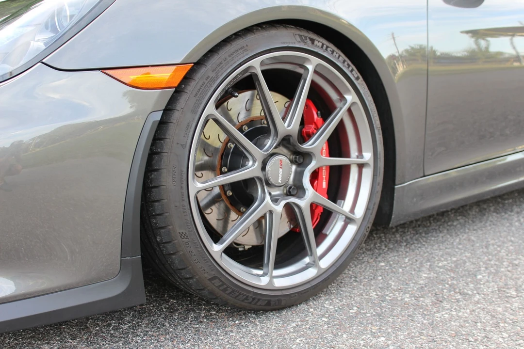 2016 Porsche 981 Cayman GT4 - Image 5 of 18