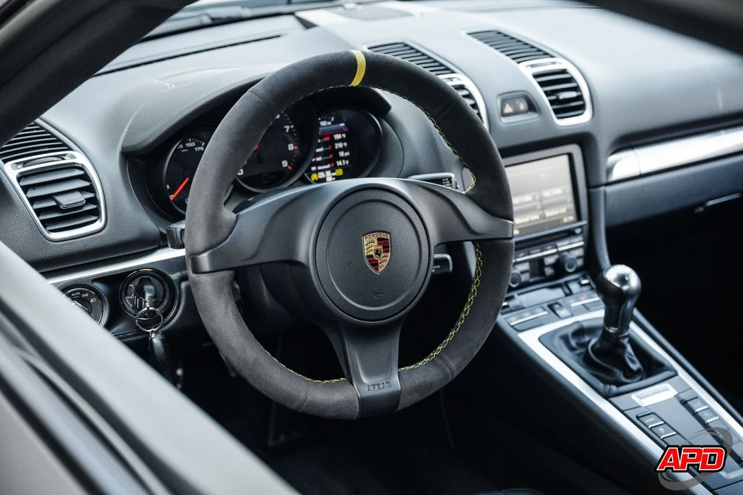 2016 Porsche 981 Cayman - Image 6 of 12