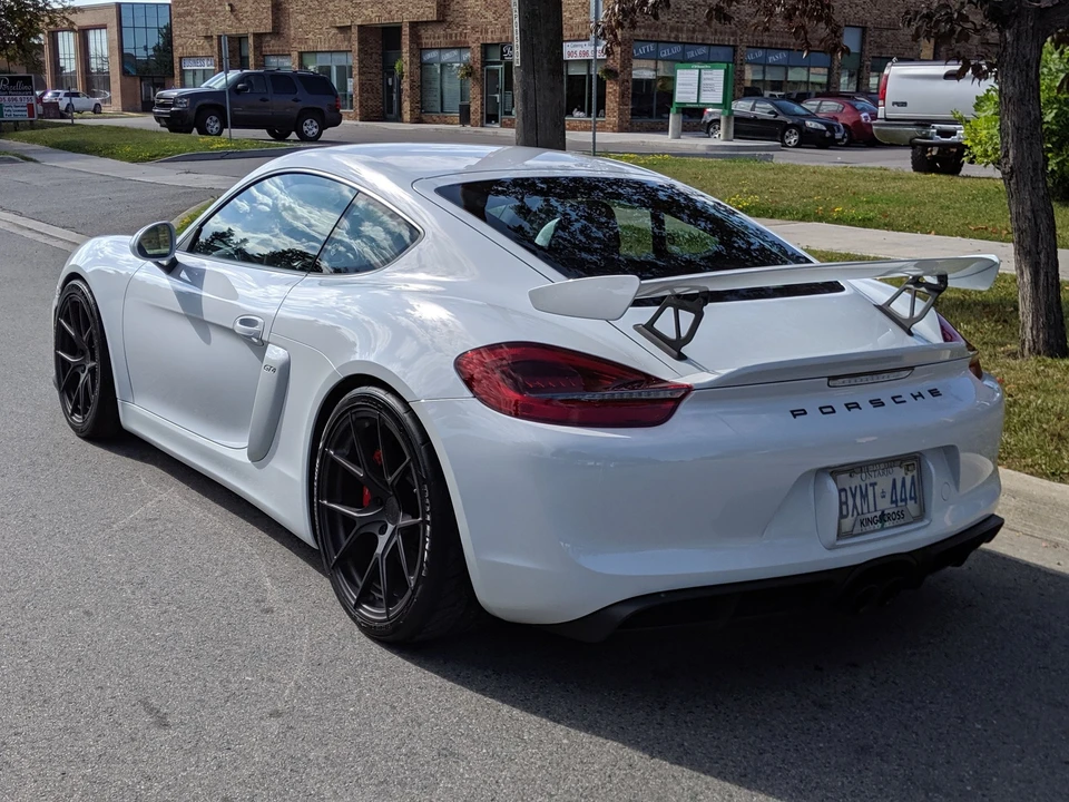 2016 Porsche 981 Cayman GT4 - Image 3 of 31