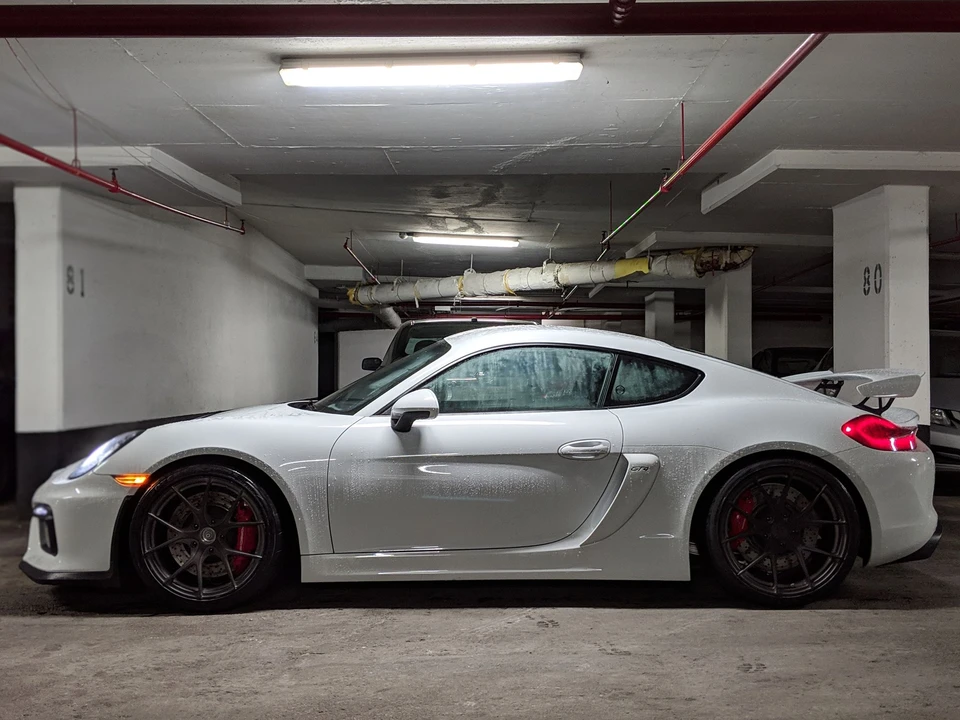 2016 Porsche 981 Cayman GT4 - Image 7 of 31