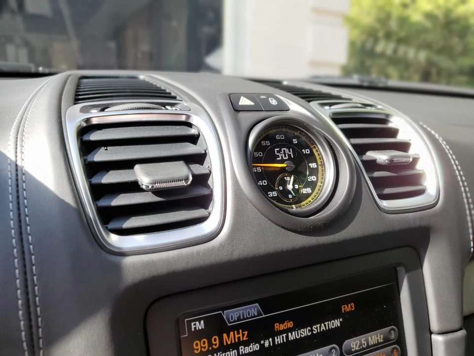 2016 Porsche 981 Cayman GT4 - Image 22 of 31