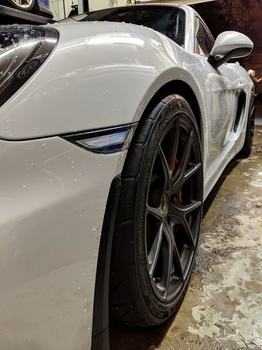 2016 Porsche 981 Cayman GT4 - Image 12 of 31