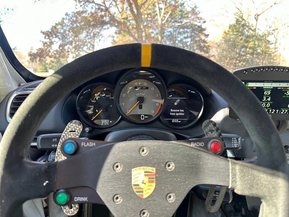 2016 Porsche 981 Cayman GT4 Clubsport - Image 4 of 28