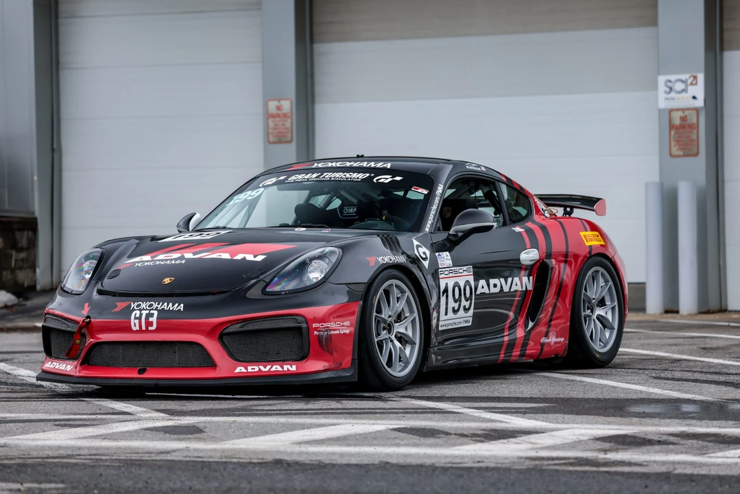 2016 Porsche 981 Cayman GT4 Clubsport - Image 3 of 31