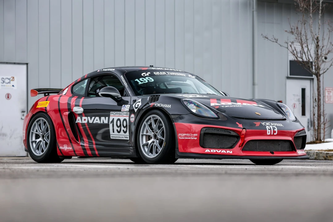 2016 Porsche 981 Cayman GT4 Clubsport - Image 9 of 31