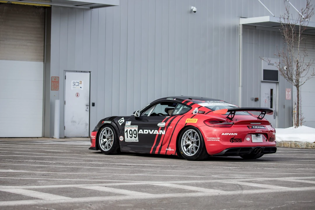 2016 Porsche 981 Cayman GT4 Clubsport - Image 19 of 31