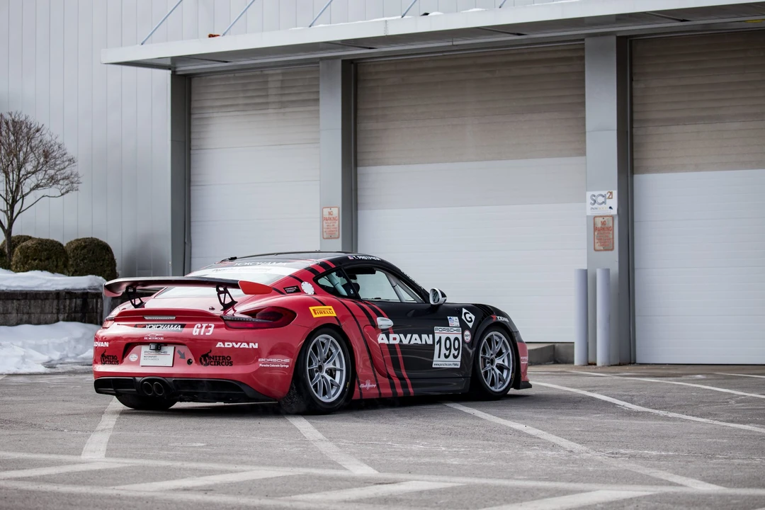 2016 Porsche 981 Cayman GT4 Clubsport - Image 13 of 31