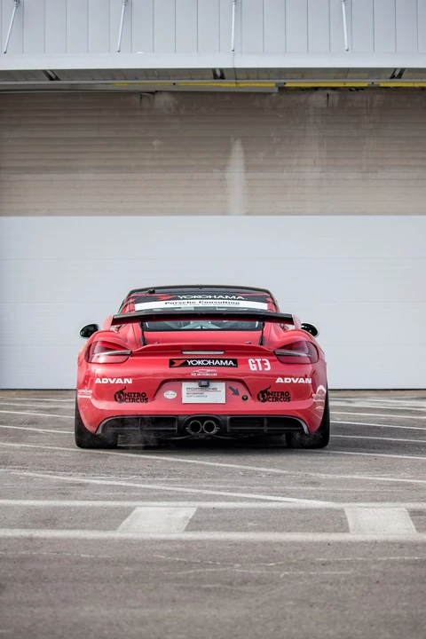 2016 Porsche 981 Cayman GT4 Clubsport - Image 16 of 31