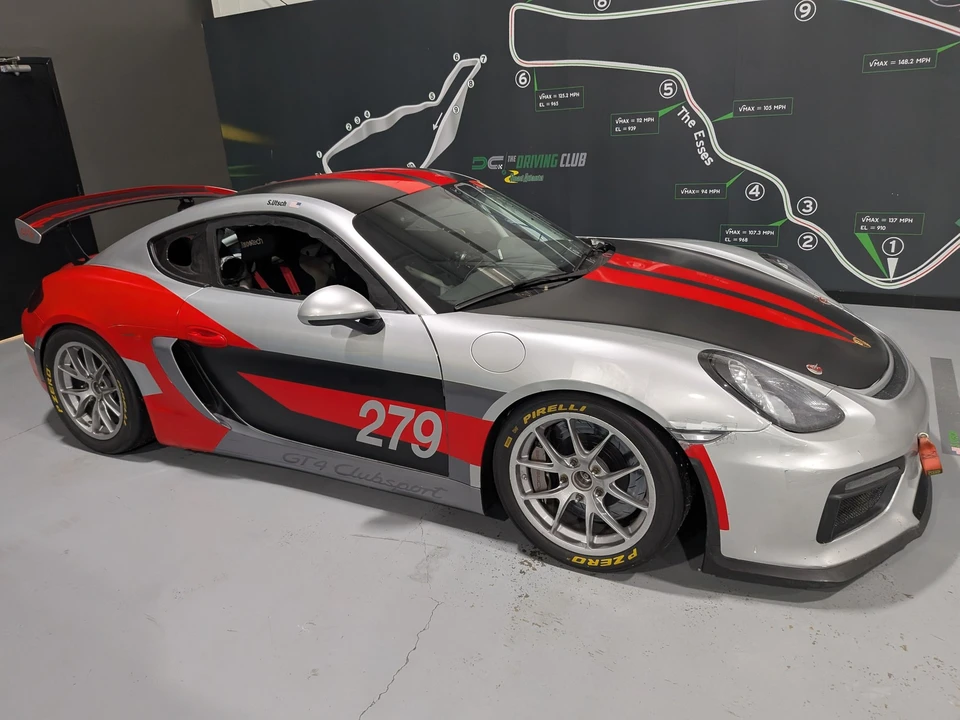 2016 Porsche 981 Cayman GT4 Clubsport - Image 3 of 9
