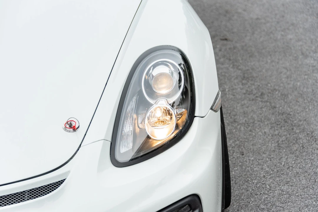2016 Porsche 981 Cayman GT4 Clubsport - Image 12 of 31