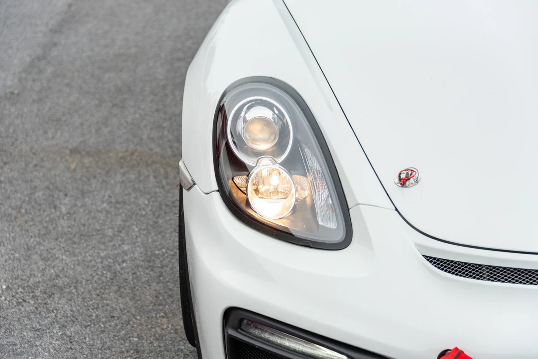 2016 Porsche 981 Cayman GT4 Clubsport - Image 11 of 31