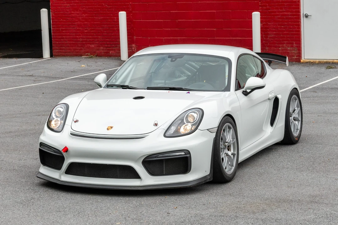 2016 Porsche 981 Cayman GT4 Clubsport - Image 8 of 31