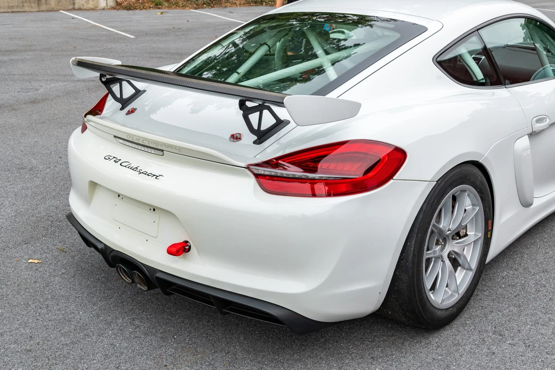 2016 Porsche 981 Cayman GT4 Clubsport - Image 28 of 31