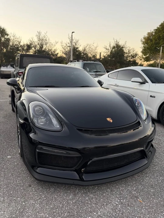 2016 Porsche 981 Cayman GT4 - Image 2 of 19