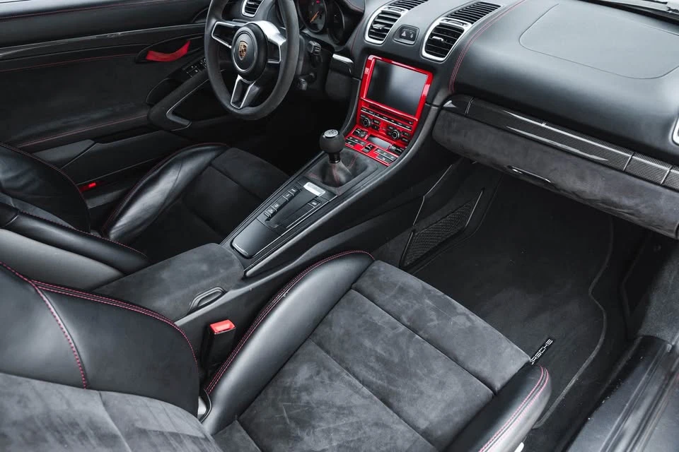 2016 Porsche 981 Cayman GT4 - Image 12 of 20
