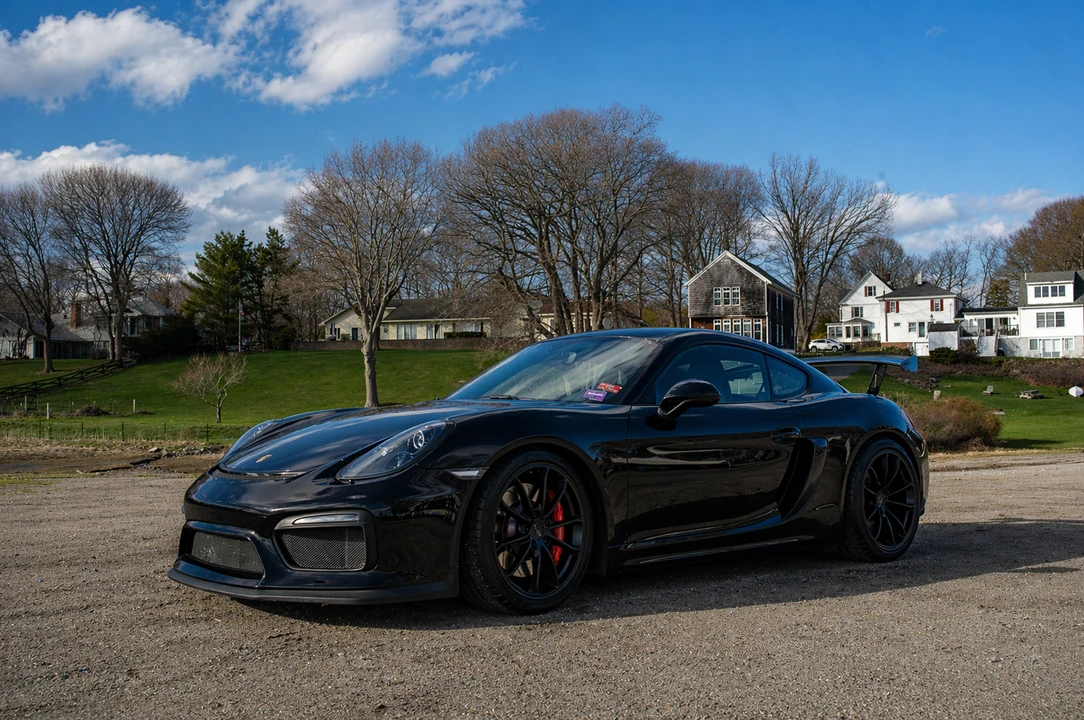 2016 Porsche 981 Cayman GT4 - Image 7 of 31