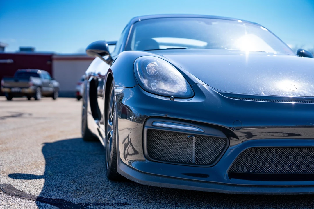 2016 Porsche 981 Cayman GT4 - Image 15 of 31