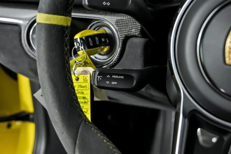 2016 Porsche 981 Cayman GT4 - Image 24 of 31