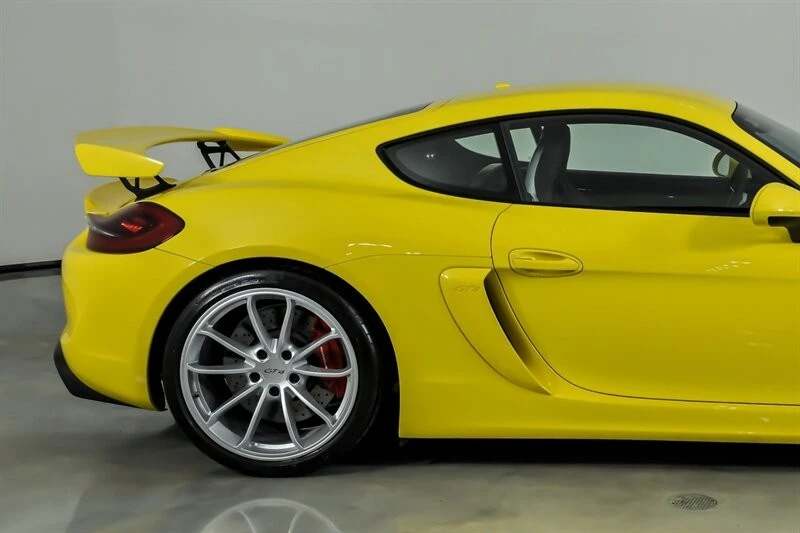 2016 Porsche 981 Cayman GT4 - Image 11 of 31