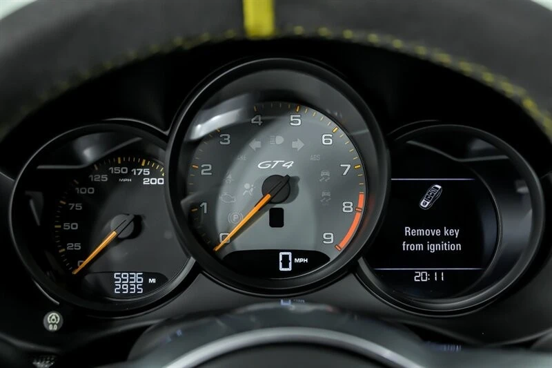 2016 Porsche 981 Cayman GT4 - Image 21 of 31