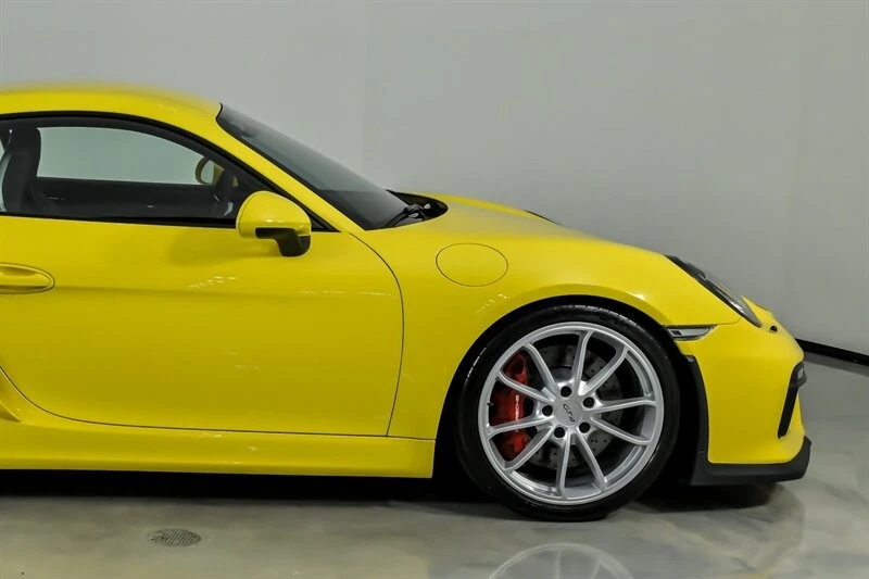 2016 Porsche 981 Cayman GT4 - Image 12 of 31