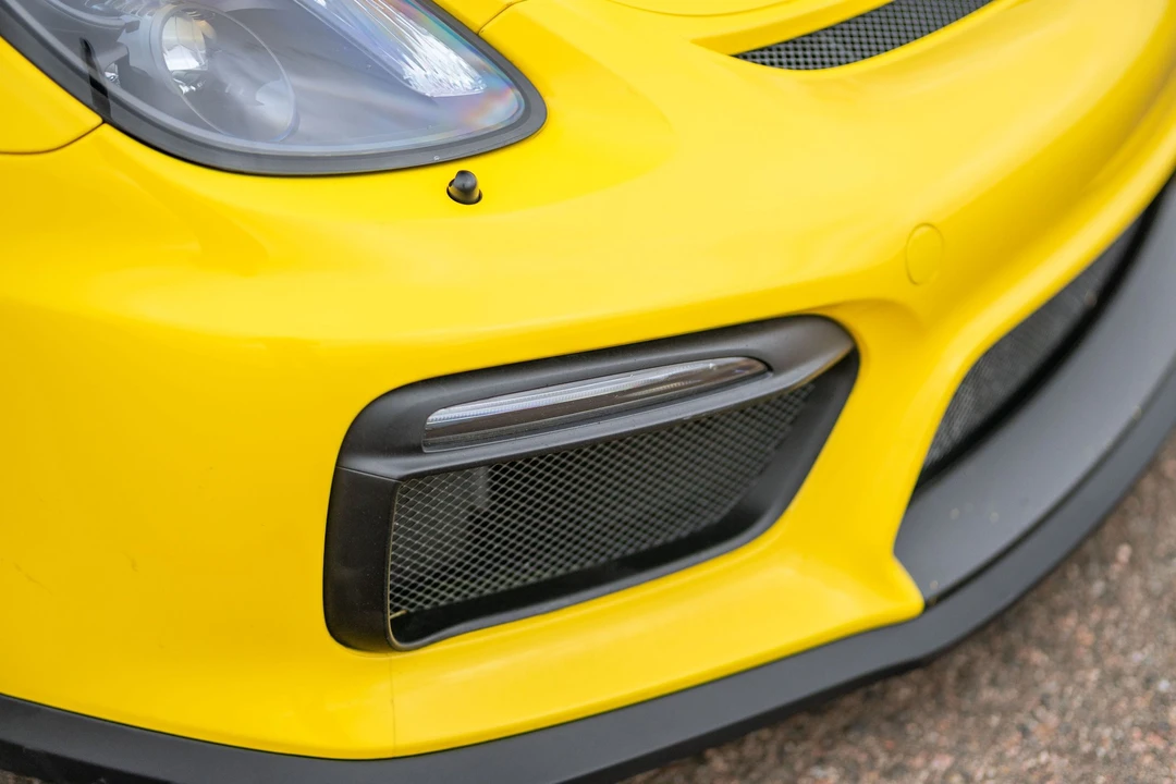 2016 Porsche 981 Cayman GT4 - Image 13 of 31