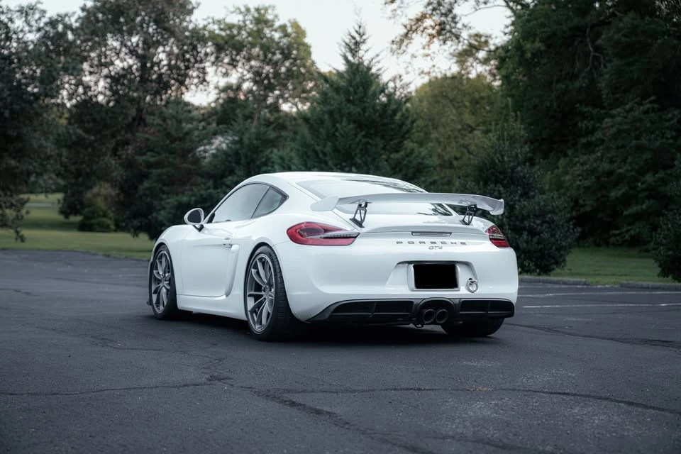 2016 Porsche 981 Cayman GT4 - Image 5 of 20