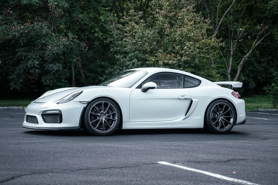 2016 Porsche 981 Cayman GT4 - Image 7 of 20