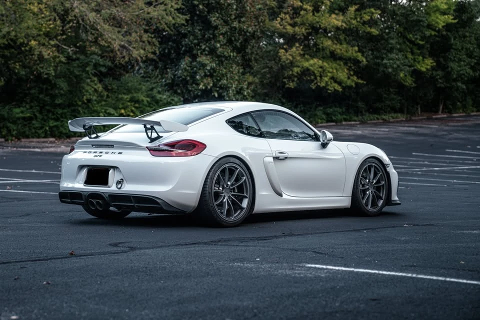 2016 Porsche 981 Cayman GT4 - Image 3 of 20