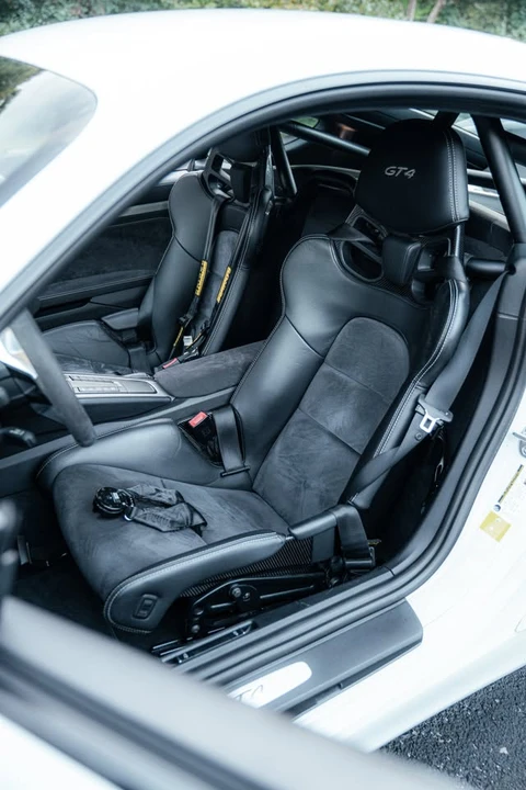 2016 Porsche 981 Cayman GT4 - Image 12 of 20